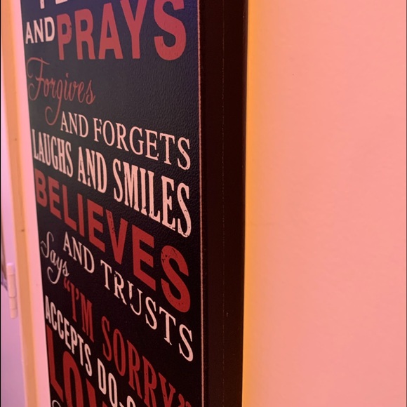 Family Sign - Picture 2 of 5